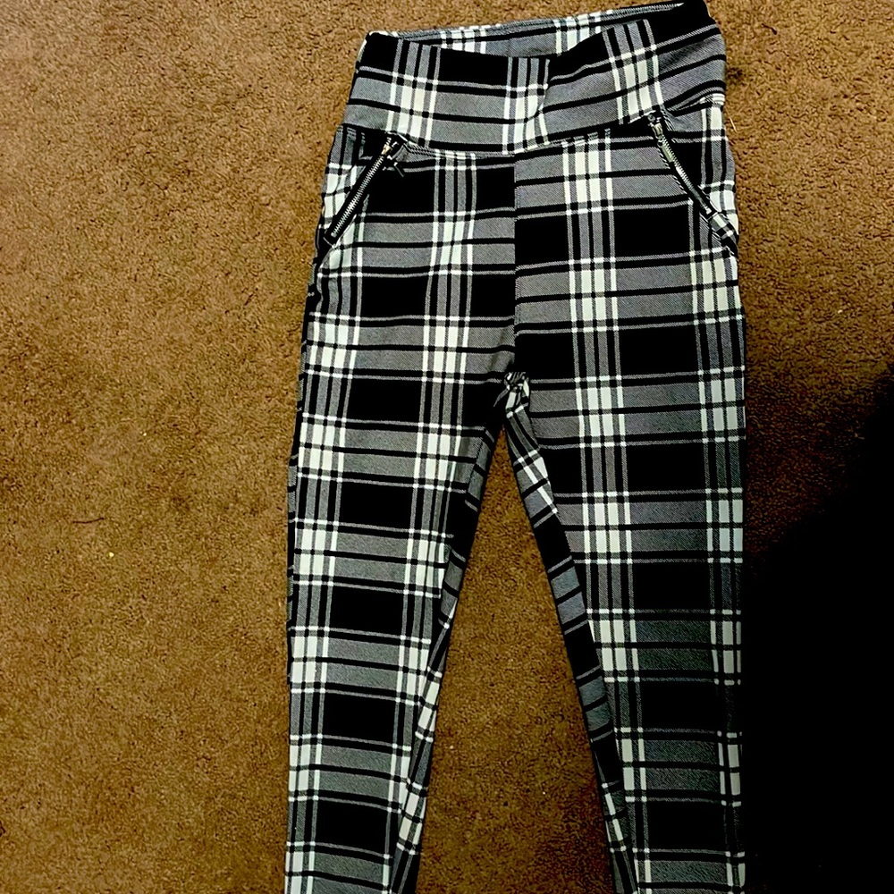Plaid Leggings - Medium